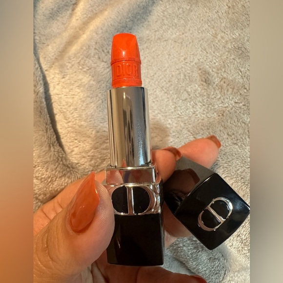 Dior Other - Dior satin lipstick -540 silky coral
